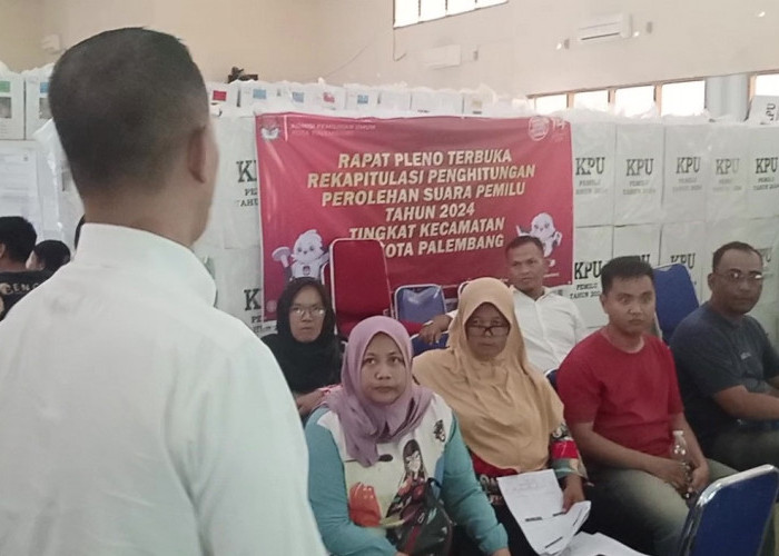 KPU Sumsel Tinjau Rekapitulasi Surat Suara di Kecamatan Sukarami Kota Palembang