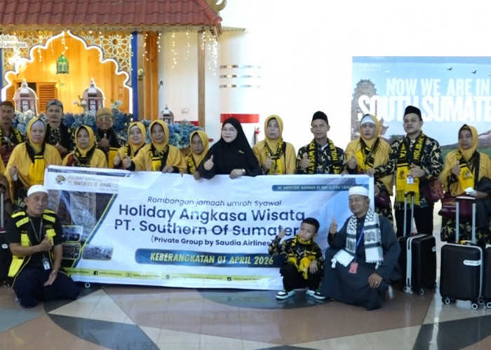 Holiday Angkasa Wisata Berangkatkan 18 Jemaah Umroh Privat Paket Syawal 1447 H