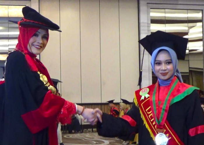 UKB Palembang Wisuda 555 Lulusan Sarjana dan Magister