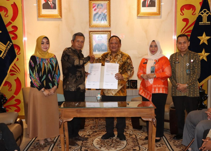 Kemenkum Sumsel Teken Kontrak Bantuan Hukum Bersama 14 OBH Terakreditasi