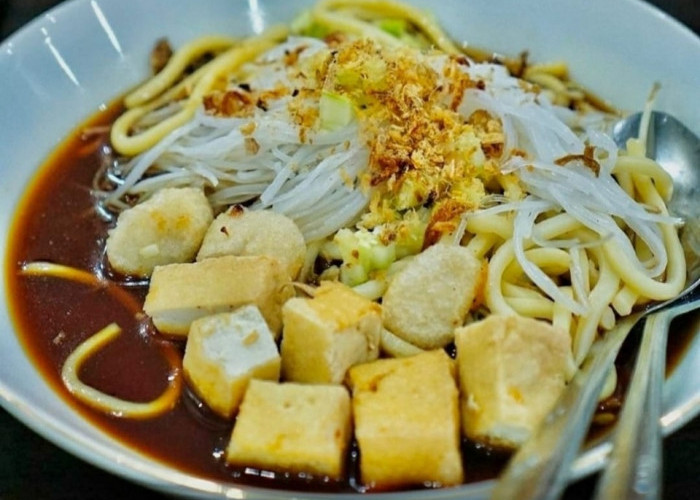 Rujak Tahu Khas Palembang  Perpaduan Gurih, Pedas  dan Segar dalam Satu Sajian