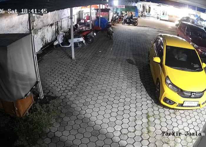 Pasangan Muda-Mudi Kepergok Berbuat Tak Senonoh di Parkiran Klinik