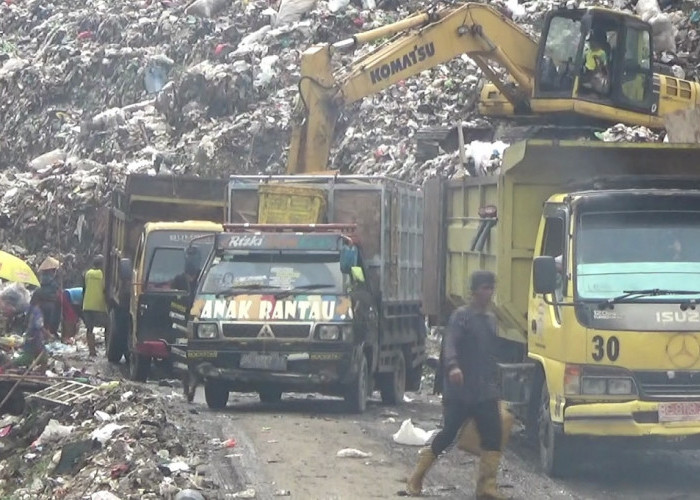 Pengadaan Armada Pengangkut Sampah Diharapkan Tidak Terdampak Efisiensi 