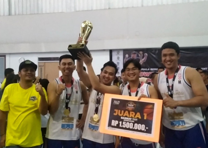Wow! SMA Muhammadiyah 1 Palembang dan Bank Sumsel Babel, Pemenang Piala Bergilir Gubernur Basketball 3x3