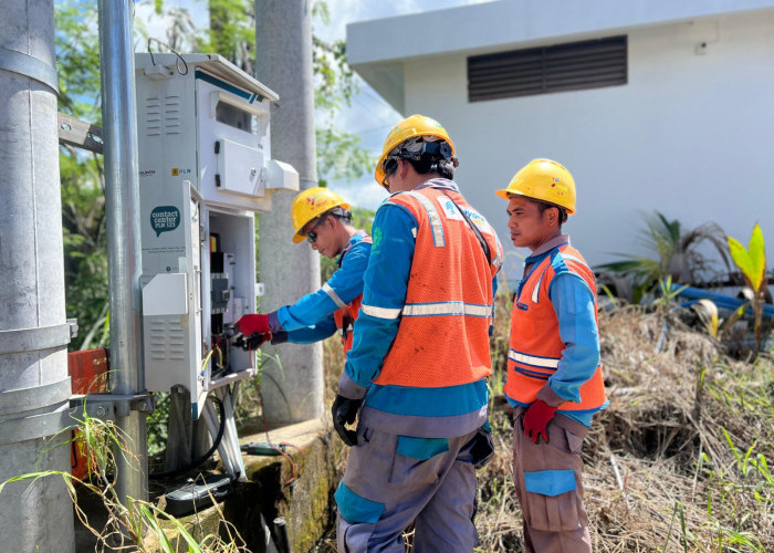 Tingkatkan Keandalan Pasokan, PLN UP3 Ogan Ilir Intensifkan Pemeliharaan Preventif Gardu Distribusi