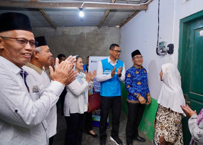 Sambut HLN Ke-80, PLN Berbagi Terang Untuk Masyarakat di Berbagai Daerah