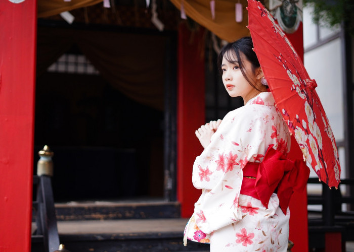 Tradisi Budaya Jepang yang Unik dari Leluhurnya: Pakaian, Seniman, dan Makanan