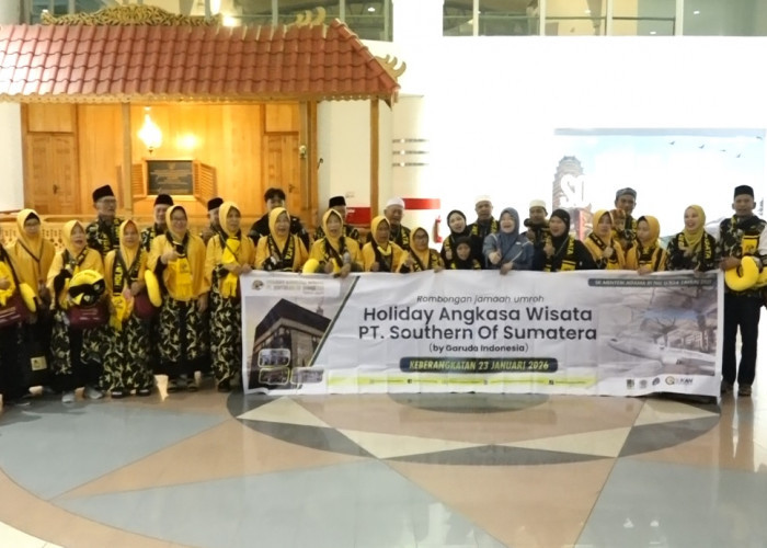 Holiday Angkasa Wisata Lepas 49 Jemaah Umroh dengan Maskapai Garuda Indonesia