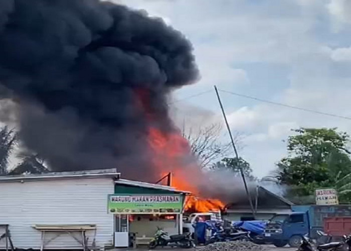 Kebakaran di Tanjung Lago, Dua Rumah Ludes Dilalap Api