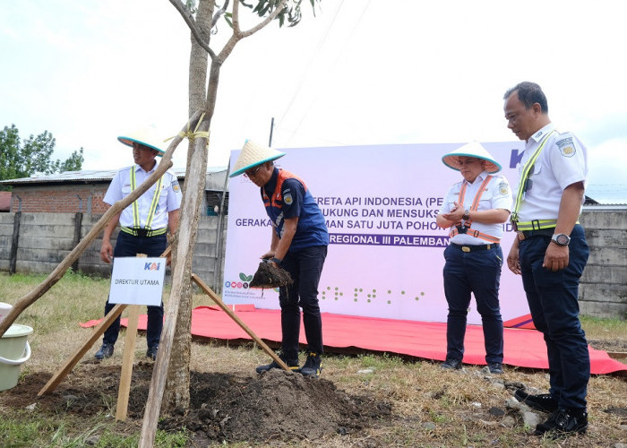 Tanam Sejuta Pohon, KAI Divre III Palembang Tunjukkan Komitmen Hijau