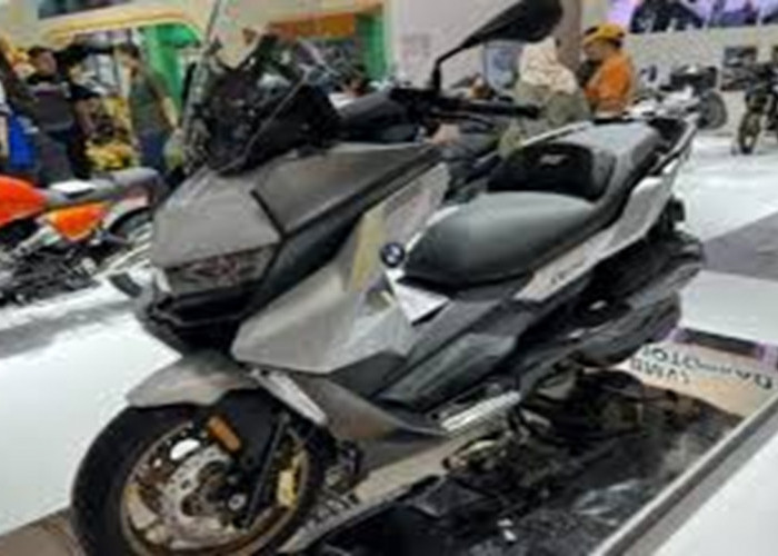 Nyaman Buat Touring, Canggih untuk Harian: BMW C 400 GT Tampil Mewah di IIMS 2026 Kemarin