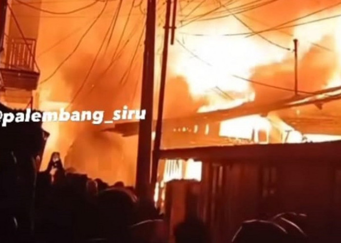 Kebakaran di 27 Ilir Palembang, Hanguskan Sejumlah Rumah Warga