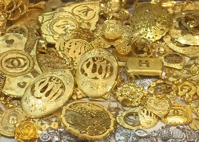 Selama Ramadan, Transaksi Jual Beli Emas di Palembang Menurun