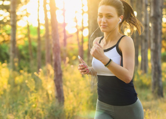 5 Manfaat Olahraga Lari untuk Kesehatan Tubuh dan Mental Kamu