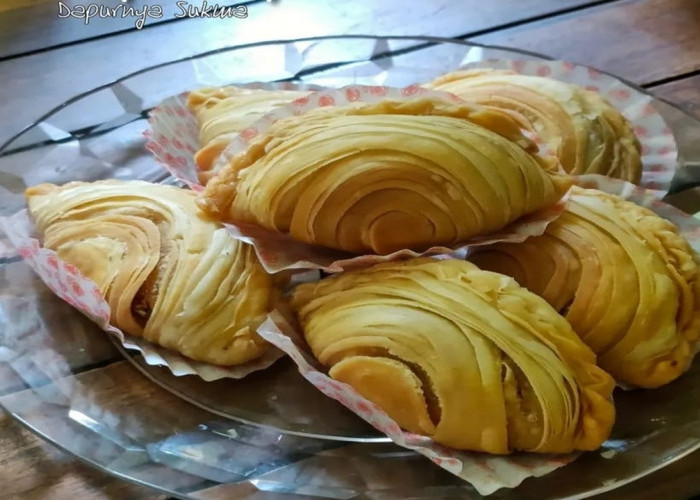 Pastel Durian Khas Palembang Perpaduan Renyah dan Legitnya Buah Durian