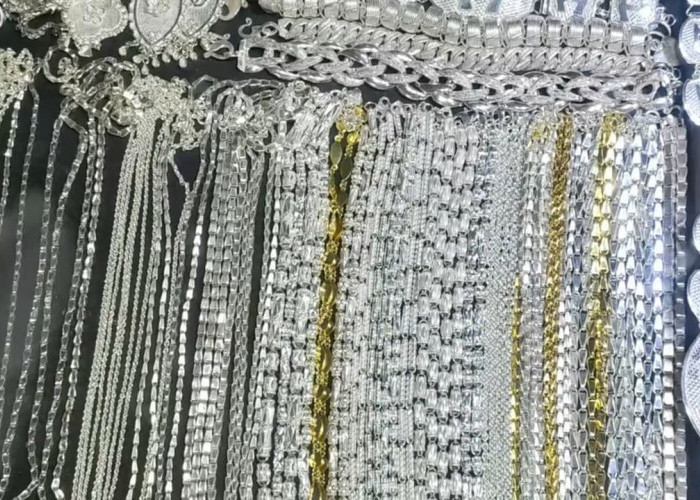 Harga Perak Palembang Naik Seiring Lonjakan Emas