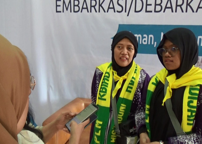 Khairunnisa, JCH Termuda Embarkasi Palembang di Usia 18 Tahun