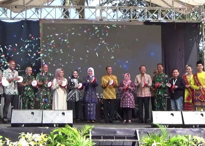 Walikota Palembang Resmi Membuka Palembang Expo Tahun 2023 Disambut Antusias Warga