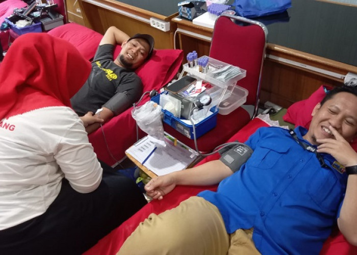 HUT Ke-77 PT Bintang Toedjoe, Kantor Cabang Palembang Gelar Donor Darah