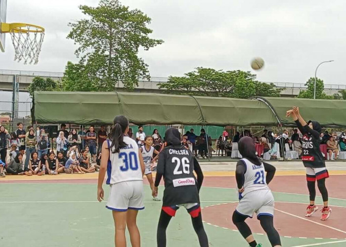 SMP Negeri 19 Palembang Putri dan SMP Xaverius Maria B Putra Juara 3x3 Basketball Piala Pangdam II Sriwijaya