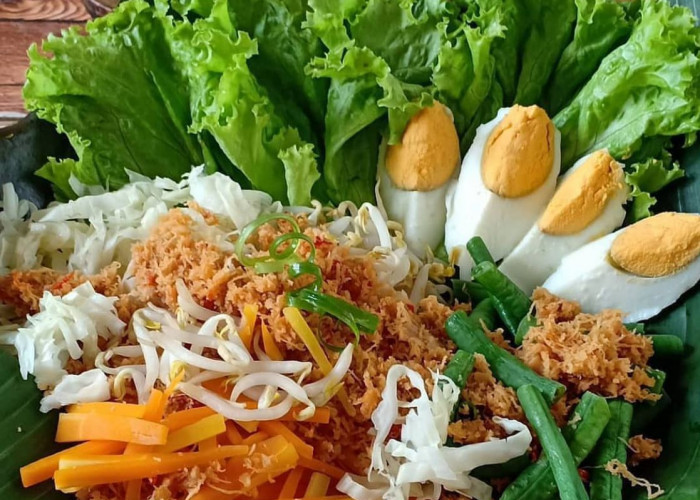 Urap vs Gado-Gado, Sajian Sayur Mana yang Paling Menggugah Selera?