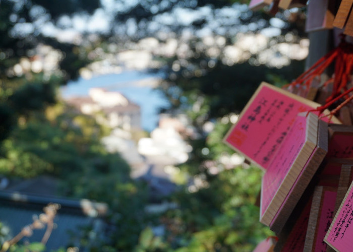 Papan Kayu Doa untuk Menyambut Tradisi-Tradisi di Jepang