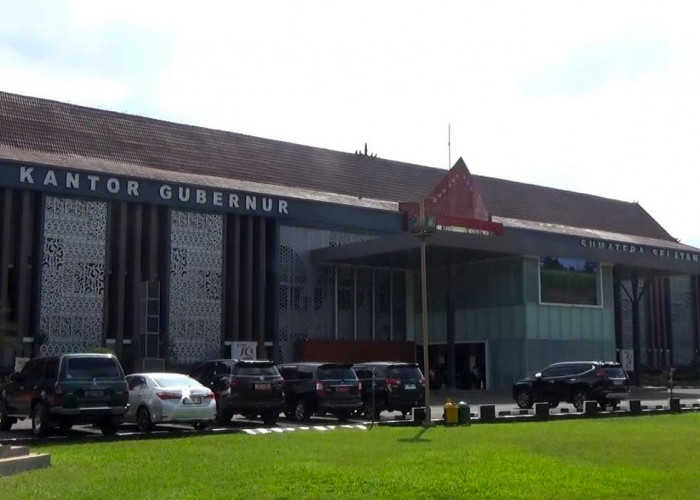 Momen Nataru, Kepala Daerah Dilarang Berpergian ke Luar Negeri Tanpa Izin Mendagri