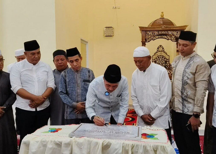 Pj Walikota Palembang Ratu Dewa Resmikan Masjid Al-Istiqomah Kecamatan Kalidoni