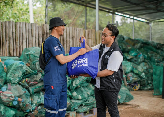 Peringati Hari Sungai Nasional, BRI Jaga Ekosistem Lewat Bersih-Bersih Sungai dan Kesadaran Pengelolaan Sampah