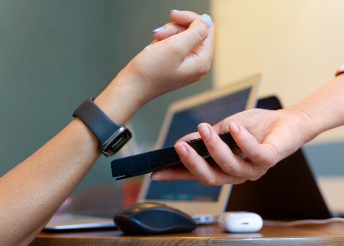 Canggih dan Praktis, Rekomendasi Smartwatch NFC Terbaik yang Wajib Dimiliki