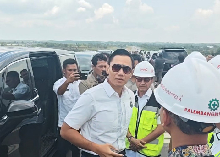 Tinjau Jembatan Tol Musi V, AHY Tegaskan Tol Palembang–Betung Dapat Difungsikan Saat Lebaran