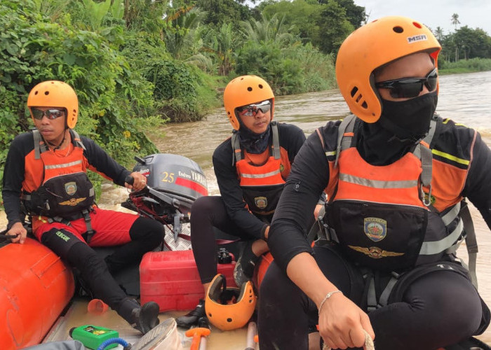 Warga OKU Timur Hilang di Sungai Siguci Setelah Perahu Getek Oleng
