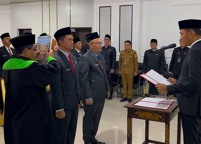 Bupati PALI Asgianto Lantik Pejabat Eselon III dan IV
