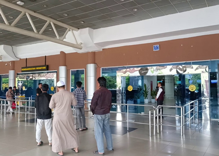 Libur Panjang Imlek, Bandara Sultan Mahmud Badaruddin II Dipadati Penumpang