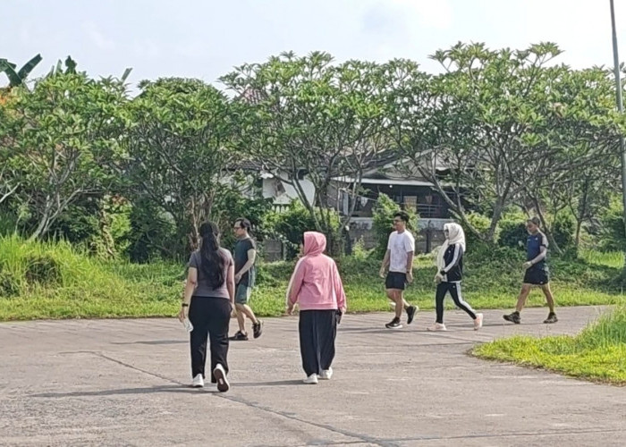 Warga Kemuning Antusias Ikuti Jalan Sehat PALTV 11 April 2026