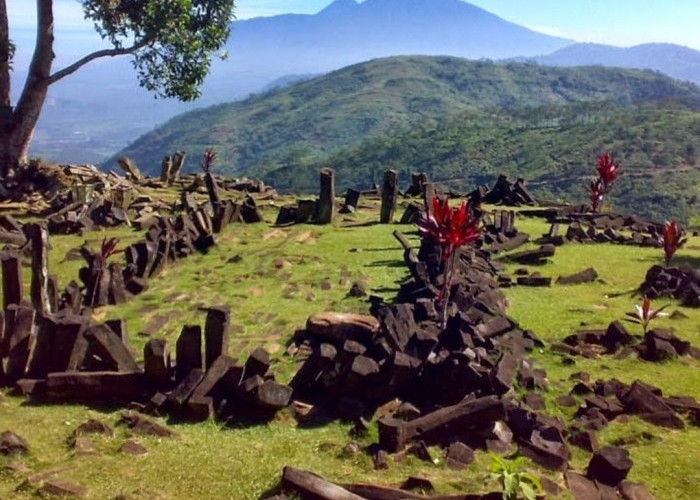 Gunung Padang: Misteri Situs Megalitikum dan Rahasia Tersembunyi dari Sebuah Peradaban Kuno