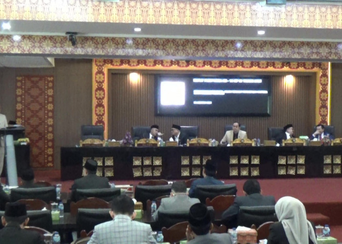 DPRD Kota Palembang Gelar Rapat Paripurna Pandangan Fraksi Terhadap 4 Raperda Kota Palembang 2025
