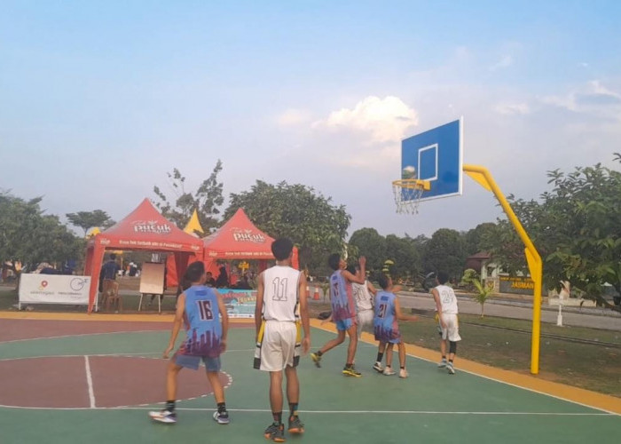 Mendominasi sejak awal pertandingan, SMK 4 berhasil kalahkan SMA TB, di babak Penyisihan Basket 3x3 Pangdam II