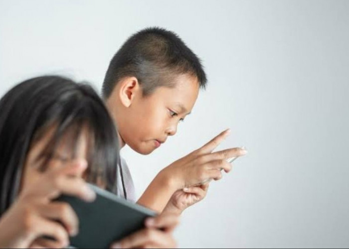 Bahaya Penggunaan Handphone bagi Anak-Anak, Perhatikan Dampak Negatif yang Mungkin Terjadi
