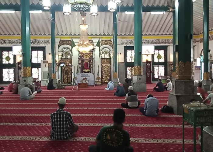 Masjid Agung Mulai Lakukan Persiapan Jelang Bulan Suci Ramadhan