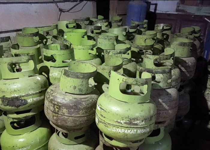 Pemberlakukan Pembelian Gas 3 Kg untuk Rumah Tangga Maksimal 2 Tabung per Bulan Harus Sertakan KK dan KTP