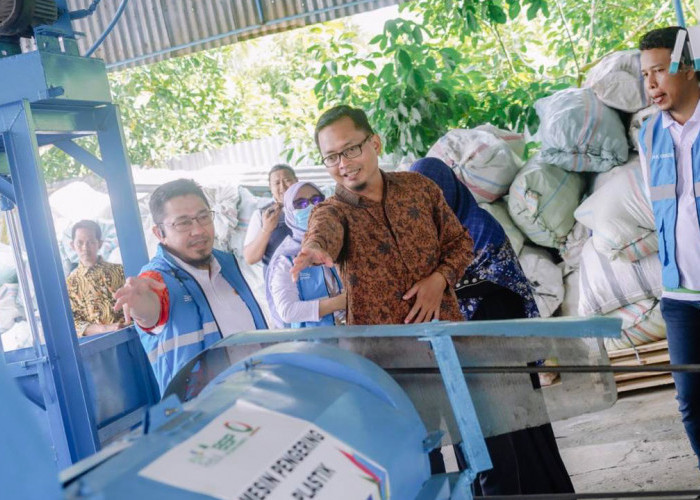 PLN UID S2JB Dorong Pengelolaan Sampah Berkelanjutan Lewat Bank Sampah Terpadu Berbasis Listrik di Prabumulih