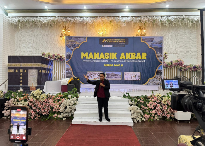 Manasik Umroh Akbar Holiday Angkasa Wisata, 1000 Jamaah Hadir di Graha 66 Convention Center