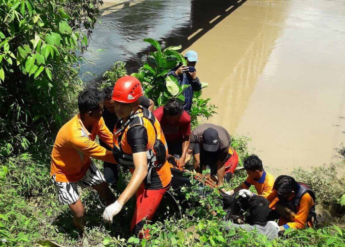 Lansia Tenggelam Mencari Batu di Sungai Lematang Ditemukan Tim SAR Gabungan di Sungai Kikim