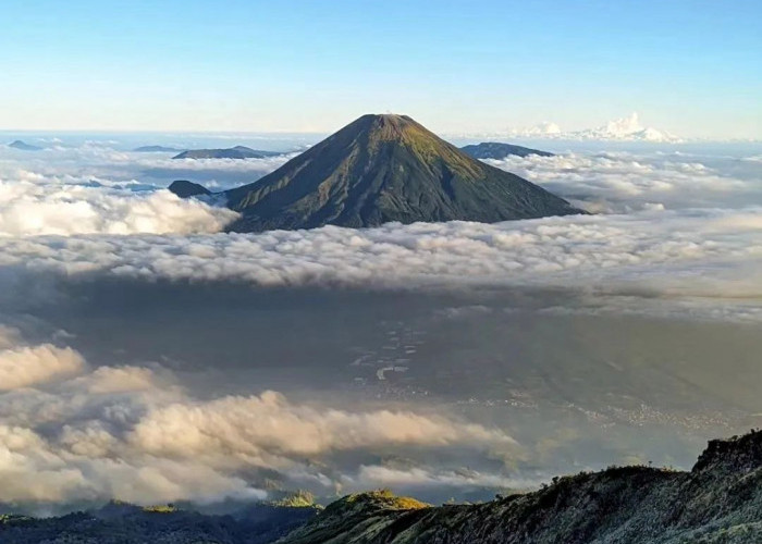 Cerita Mistis di Indonesia: Misteri Gunung Sumbing Lokasi Pesugihan dengan Tumbal Nyawa