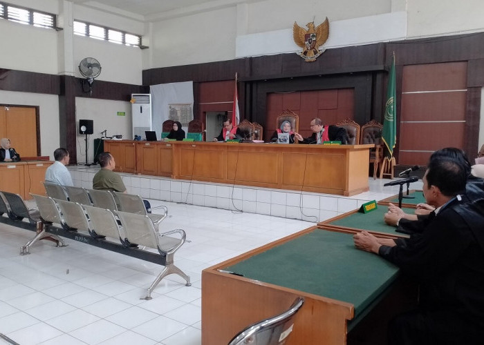 Tuntutan Belum Siap, Sidang Dugaan Korupsi Dana Komite dan Pembangunan SMA Negeri 19 Palembang Ditunda