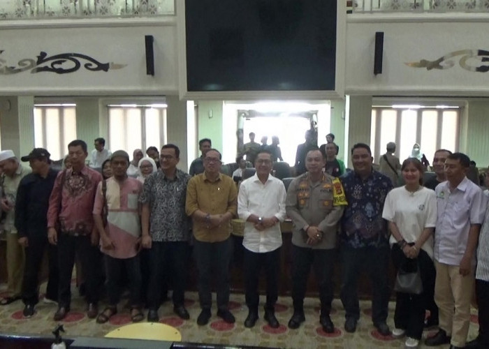  Pemkot Palembang dan PT BCR Sepakat Berikan Toleransi 1 Bulan Untuk Pedagang Kaji Harga HGB Pasar 16 Ilir