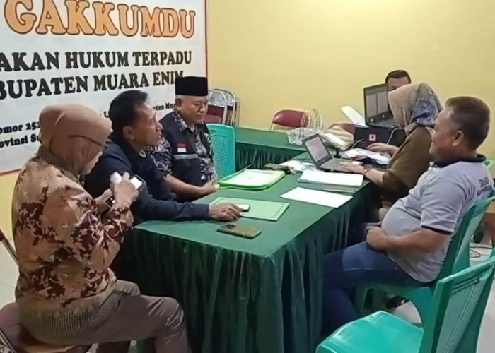 Tim Paslon HNU-LIA Lapor ke Bawaslu Muara Enim Soal Mati Lampu Penyebab Perubahan Jumlah Suara