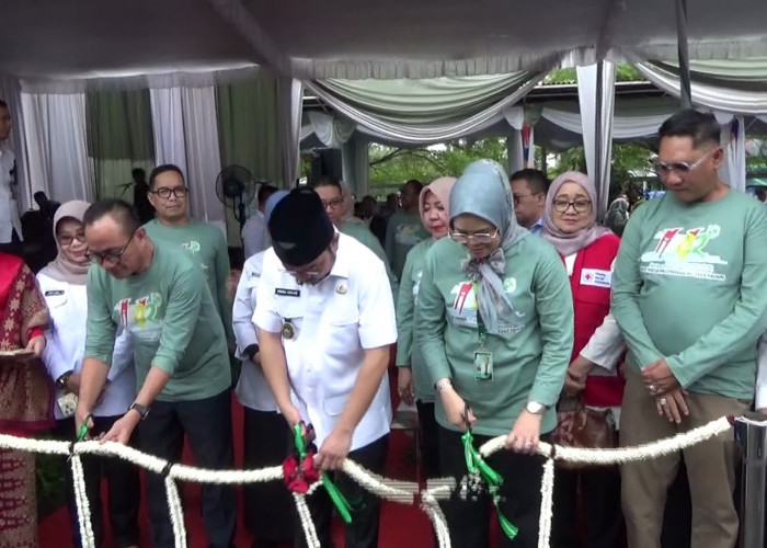 Wawako Palembang Buka Gebyar Kolaborasi DPPKB, PMI, dan RSUD Palembang Bari