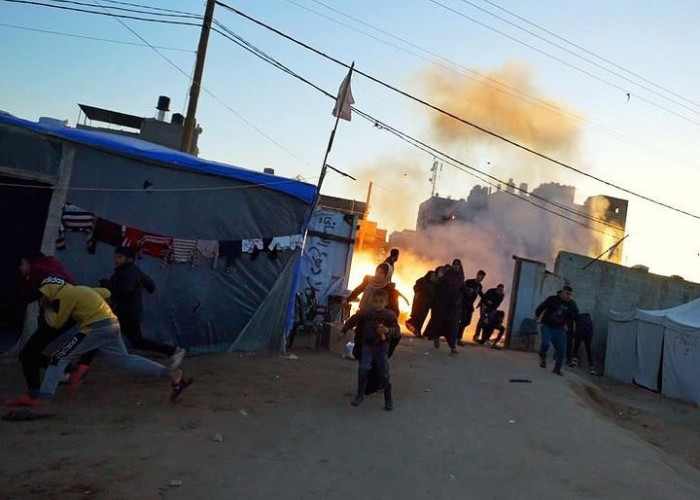Israel Luncurkan Serangan Udara Terhadap Rafah, Warga Palestina Diperintahkan Mengungsi
